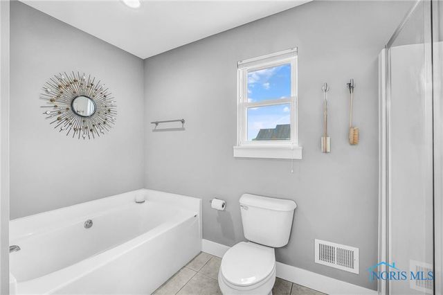 9211 Stable Creek Court, Sylvania, OH 43560