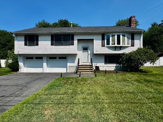 65 Lheureux Cir, Randolph, MA 02368