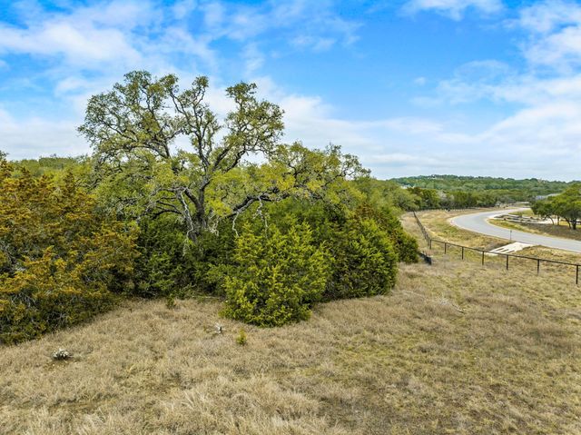 1718 Paradise PKWY, Canyon Lake, TX 78133