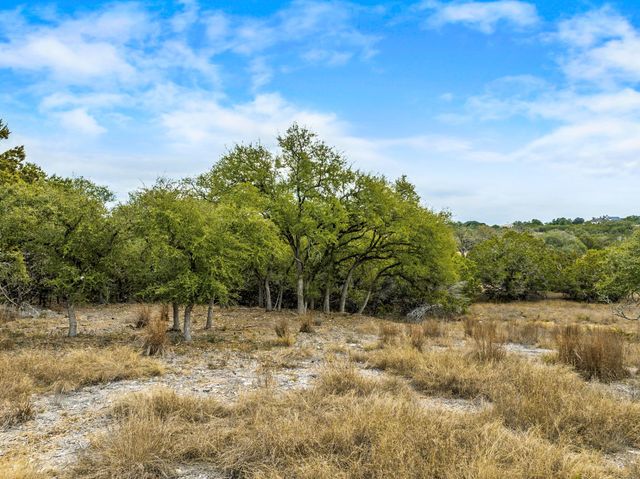 1718 Paradise PKWY, Canyon Lake, TX 78133