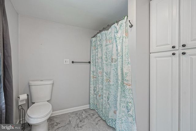 176 COLUMBIA AVE, West Deptford, NJ 08086