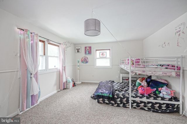 176 COLUMBIA AVE, West Deptford, NJ 08086