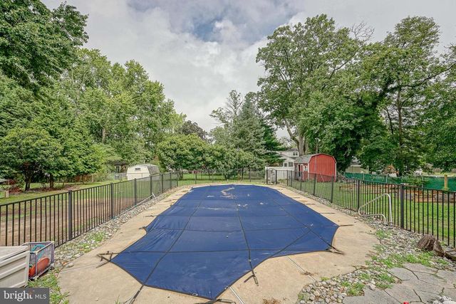 176 COLUMBIA AVE, West Deptford, NJ 08086