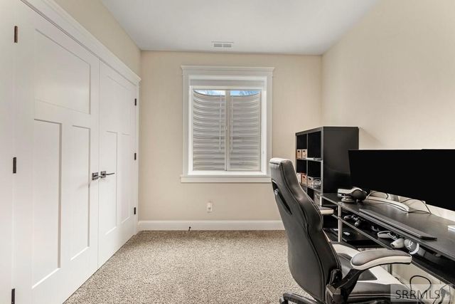 11865 S Legacy Lane, Idaho Falls, ID 83404