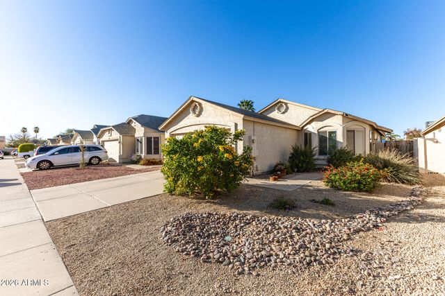 8840 W MORNINGSIDE Drive, Peoria, AZ 85382