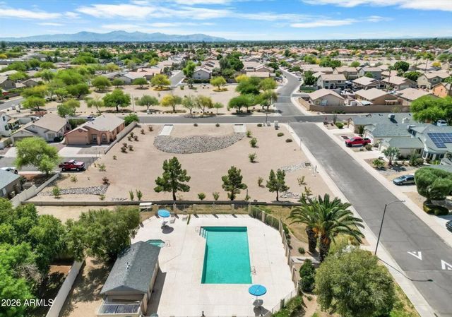 8840 W MORNINGSIDE Drive, Peoria, AZ 85382