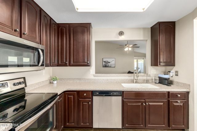 8840 W MORNINGSIDE Drive, Peoria, AZ 85382