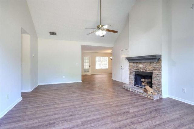 1022 Carriage Way, Loganville, GA 30052