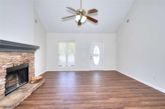 1022 Carriage Way, Loganville, GA 30052