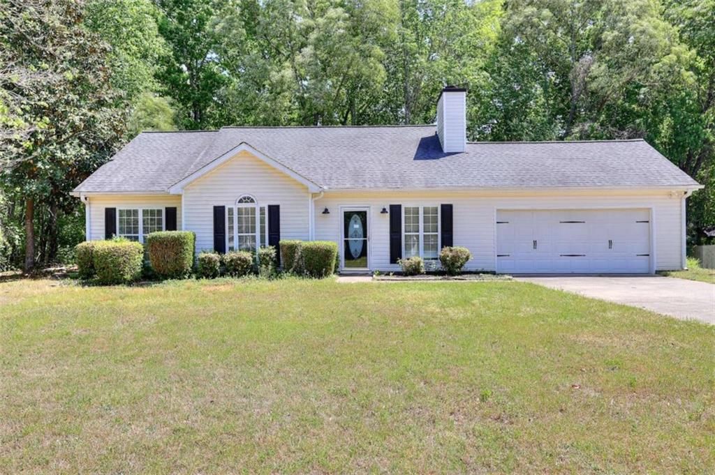 1022 Carriage Way, Loganville, GA 30052