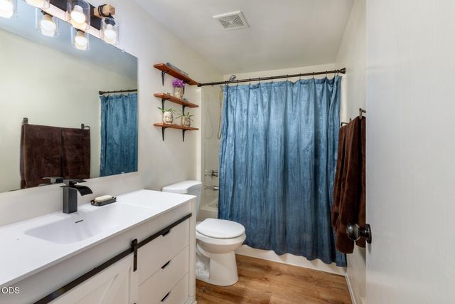 55219 Lazy River Drive, Bend, OR 97707