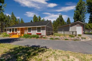 55219 Lazy River Drive, Bend, OR 97707