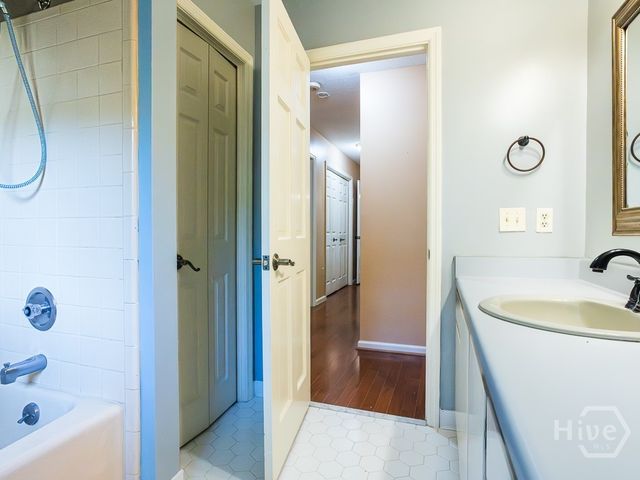 262 Wiley Bottom Road, Savannah, GA 31411