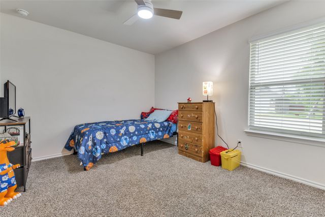 1604 Knoll Crest Drive, Kaufman, TX 75142