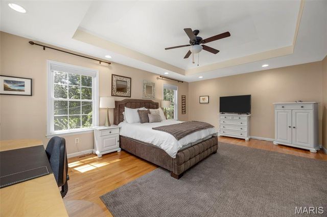 13172 Greenbough Drive, St Louis, MO 63146