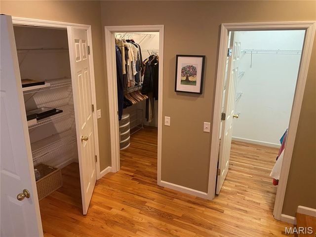 13172 Greenbough Drive, St Louis, MO 63146