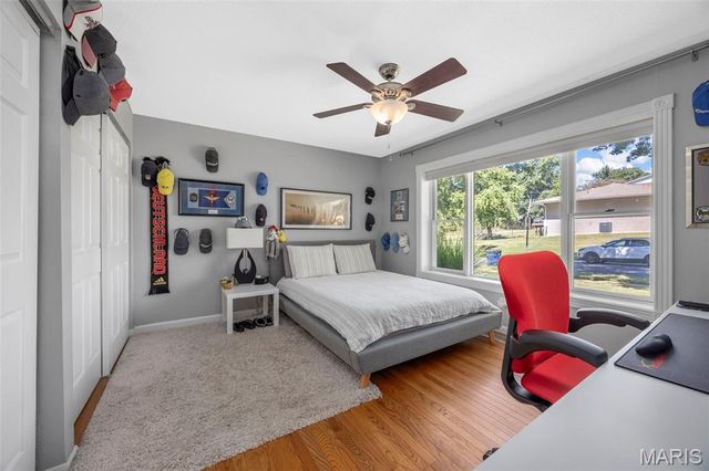 13172 Greenbough Drive, St Louis, MO 63146