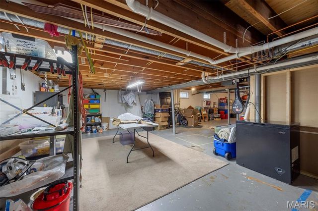 13172 Greenbough Drive, St Louis, MO 63146