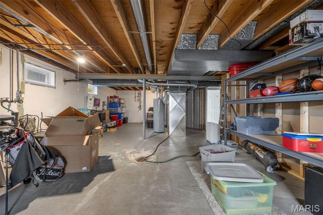 13172 Greenbough Drive, St Louis, MO 63146