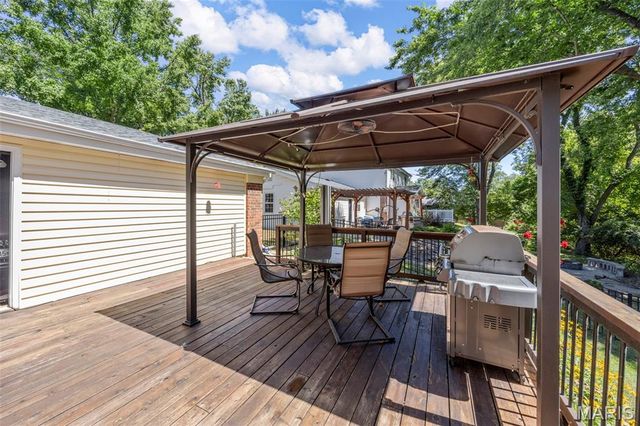 13172 Greenbough Drive, St Louis, MO 63146