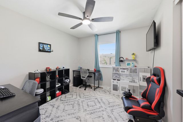 6097 Karl Road, Columbus, OH 43229