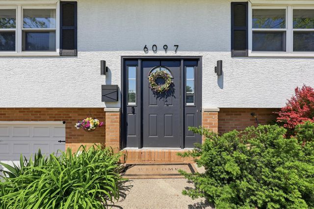 6097 Karl Road, Columbus, OH 43229