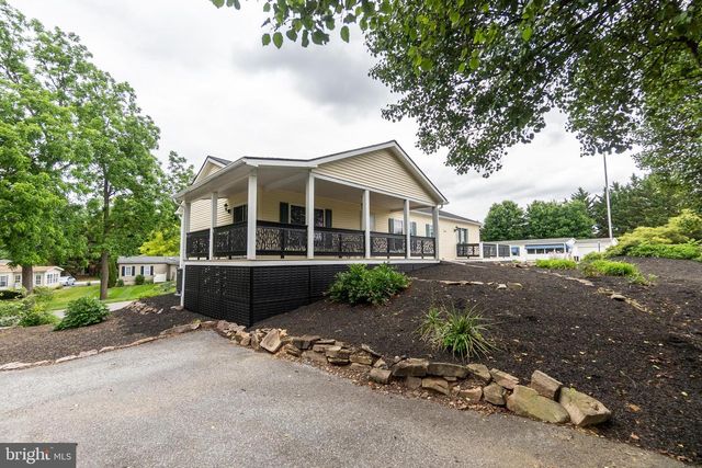 304 CRYSTAL CREEK CROSSING, Abbottstown, PA 17301