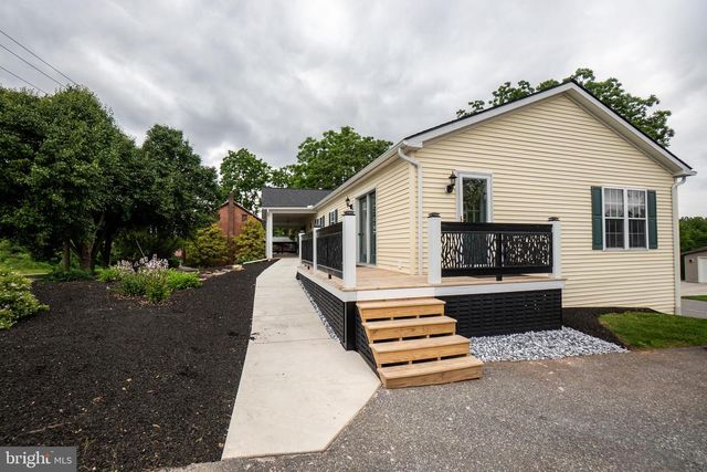 304 CRYSTAL CREEK CROSSING, Abbottstown, PA 17301