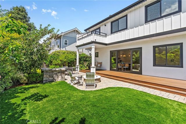 321 9th Avenue, Santa Cruz, CA 95062