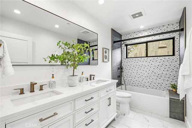 321 9th Avenue, Santa Cruz, CA 95062