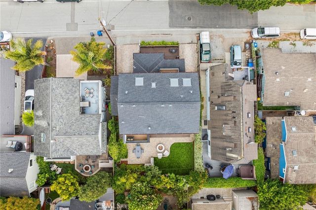 321 9th Avenue, Santa Cruz, CA 95062