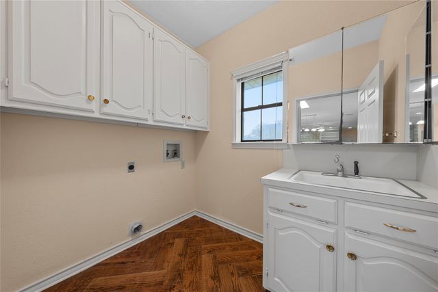 2510 OAK RIDGE, Clifton, TX 76634