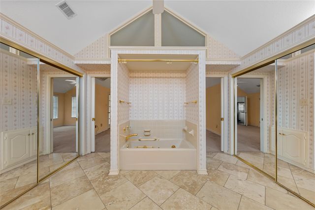 2510 OAK RIDGE, Clifton, TX 76634