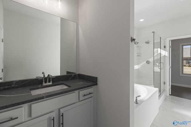 1606 Calistoga Circle NE, Huntsville, AL 35811