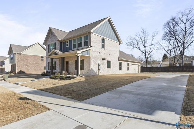 1606 Calistoga Circle NE, Huntsville, AL 35811