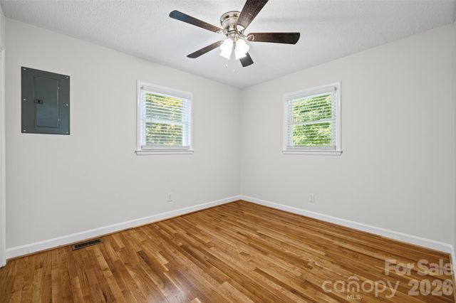219 Belton Avenue, Mount Holly, NC 28120