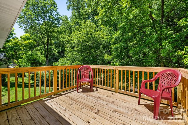 219 Belton Avenue, Mount Holly, NC 28120