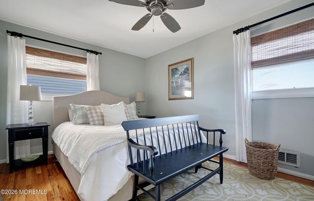 71 Ronald Avenue S, Bayville, NJ 08721