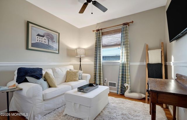 71 Ronald Avenue S, Bayville, NJ 08721