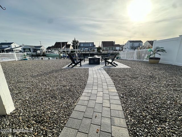 71 Ronald Avenue S, Bayville, NJ 08721