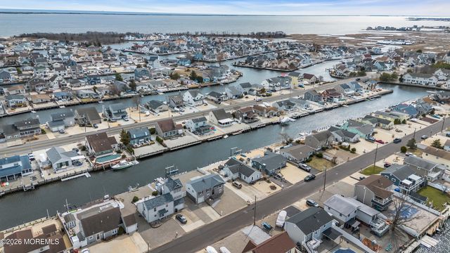 71 Ronald Avenue S, Bayville, NJ 08721