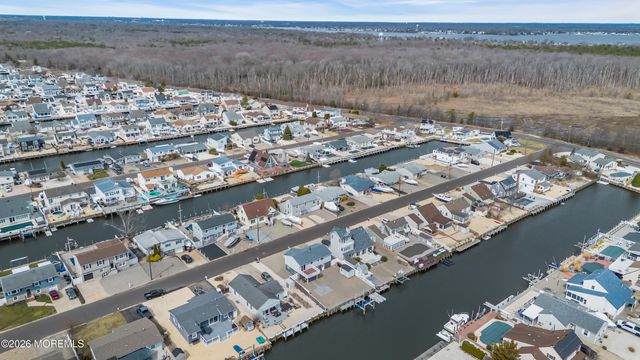 71 Ronald Avenue S, Bayville, NJ 08721