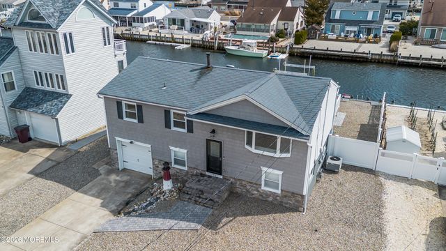 71 Ronald Avenue S, Bayville, NJ 08721