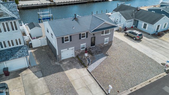 71 Ronald Avenue S, Bayville, NJ 08721