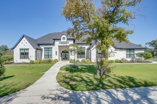 104 Woodview Creek Trail, Fort Worth, TX 76108