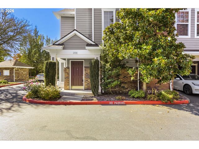 1231 Ne HORIZON Loop 209, Hillsboro, OR 97124