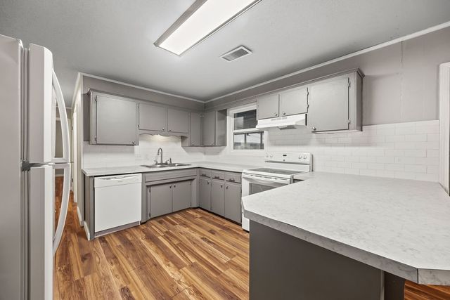 34 Hinckley Circle, Bella Vista, AR 72714