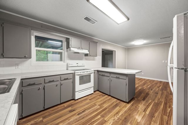 34 Hinckley Circle, Bella Vista, AR 72714