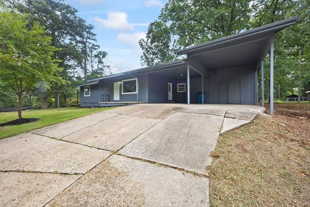 34 Hinckley Circle, Bella Vista, AR 72714