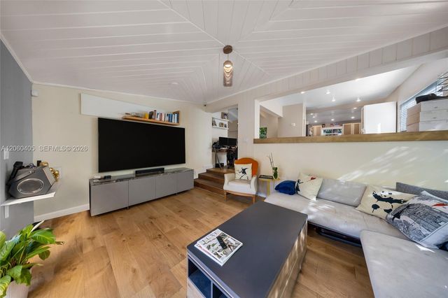 1324 Normandy Drive, Miami Beach, FL 33141